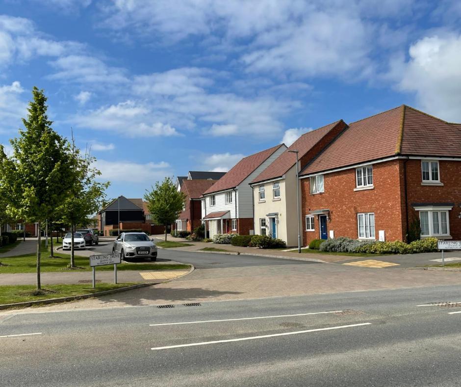 Ashford Holiday Home Sleeps 6 Free Parking Wifi Willesborough Exterior foto